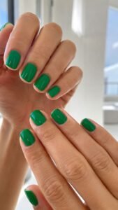 Choose a Clear Kelly Green