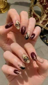 Venetian Mask Motifs for Decorative Evening Glamour