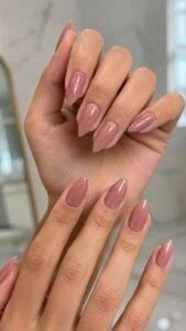Arrowhead Nails With a Bold Short Point