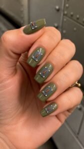 Bolt a Slate Hatch Over Military Green