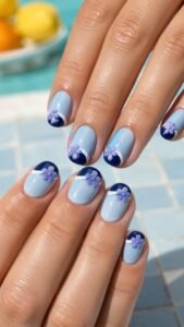 Crop a Navy Cap With a Blue Flower Mold