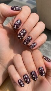 Eggshell Lacquer Nails With Ivory Fragment Inlay