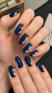 Stagger Ivory Tabs Across Navy